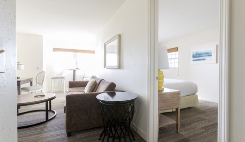 Suite, 1 cama de matrimonio grande, chimenea, vistas parciales al mar