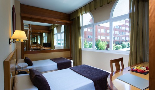 Habitación con 2 camas individuales