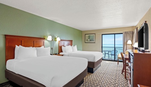 Habitación estándar, 2 camas de matrimonio, balcón, vistas al lago