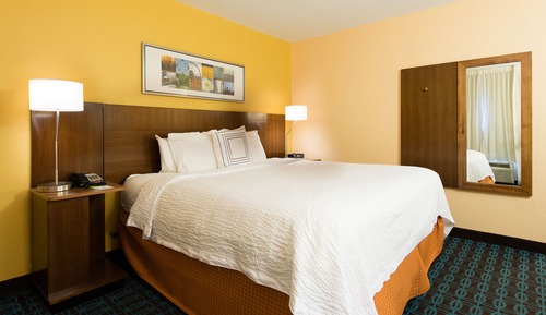 Habitación, 1 cama de matrimonio grande (Mobility Accessible, Tub)