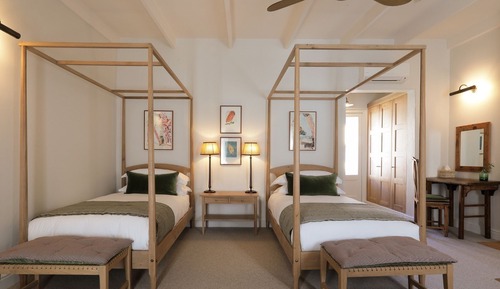 Habitación de lujo con 2 camas individuales