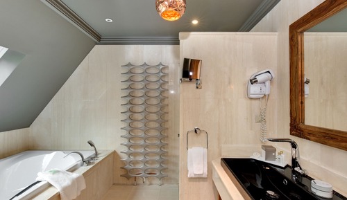 Suite de lujo (Lucie)