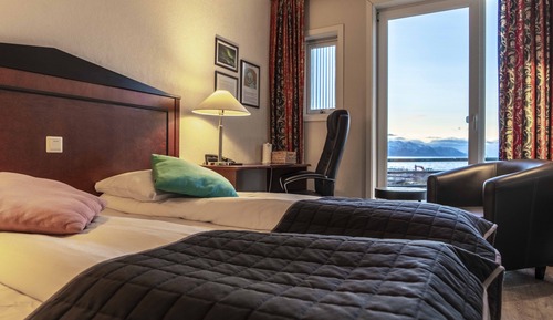 Habitación clásica con 2 camas individuales