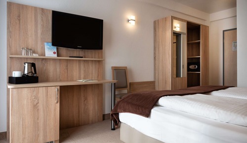 Superior Room, 1 Double Bed, Balcony, City View