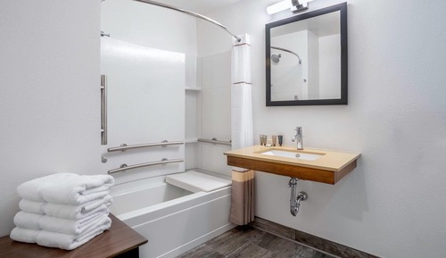 Habitación, 1 cama de matrimonio grande, accesible para personas con discapacidad, no fumadores