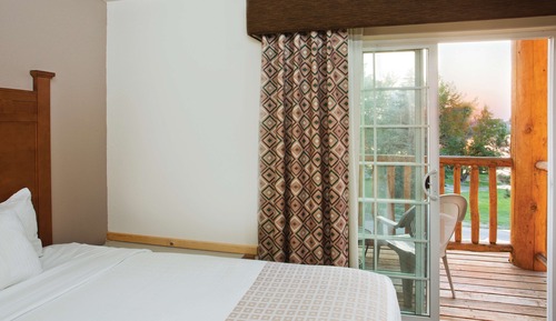 Suite, 1 cama de matrimonio grande, bañera de hidromasaje, vistas al río