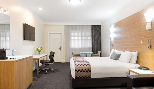 Privilege, Habitación, 1 cama de matrimonio grande, bañera de hidromasaje