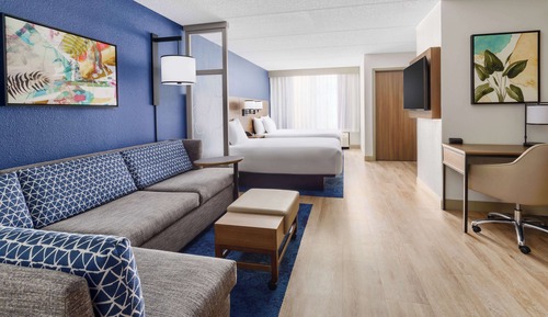 Habitación (2 Queen Beds with Sofabed)