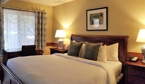 Habitación estándar, 1 cama de matrimonio grande, vistas a la montaña