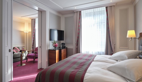 Suite junior, 1 cama de matrimonio grande con sofá cama