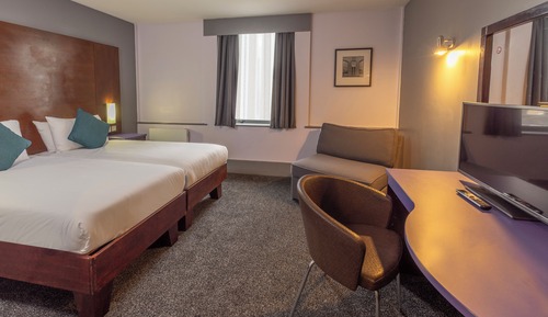 Habitación estándar, 2 camas individuales, no fumadores (with Single Sofabed)