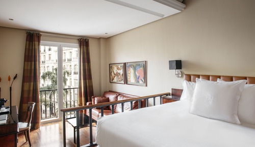 Habitación doble superior de uso individual, vistas a la ciudad