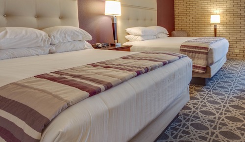 Habitación Deluxe, 2 camas de matrimonio, frigorífico y microondas (Upper Floor)