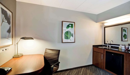 Habitación, varias camas