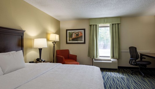 Estudio, 1 cama de matrimonio grande, frigorífico y microondas (Shower)