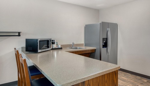 Habitación estándar, 1 cama de matrimonio grande, frigorífico (Larger Room)