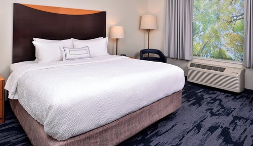 Habitación, 1 cama de matrimonio grande (Mobility Accessible, Roll-In Shower)