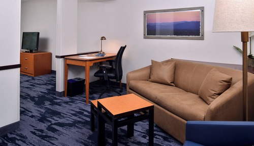 Estudio, varias camas