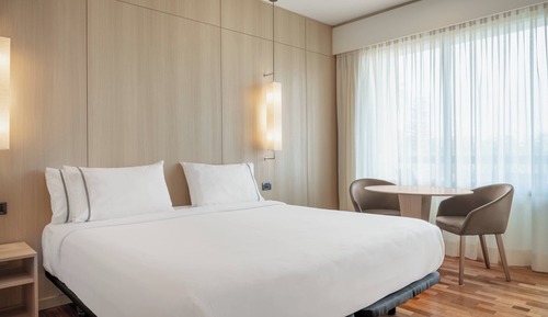 Habitación estándar, 1 cama de matrimonio grande, no fumadores, vistas al mar (Balcony)