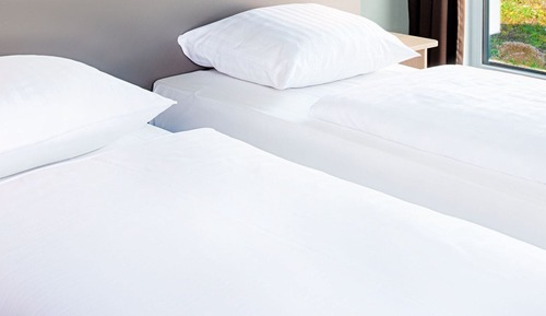 Habitación con 2 camas individuales