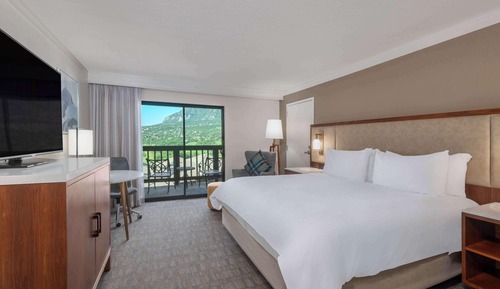 Habitación, 1 cama de matrimonio grande con sofá cama, vistas a la montaña