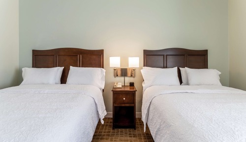 Habitación, 2 camas de matrimonio, accesible para personas con discapacidad, bañera