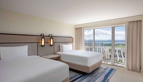 Suite ejecutiva, 2 camas dobles, vistas a la ciudad (Junior)