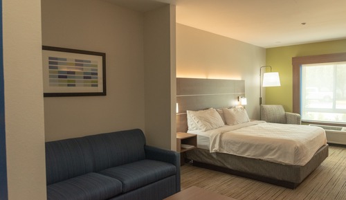 Suite, 1 cama de matrimonio grande (Communications, Accessible Tub)