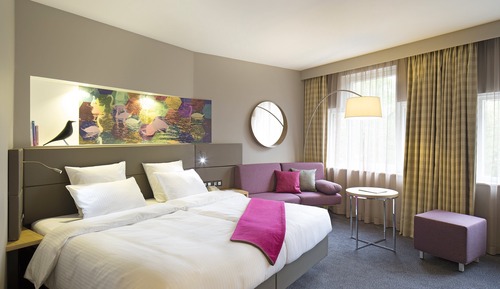 Habitación estándar, 1 cama de matrimonio grande, vistas a la ciudad