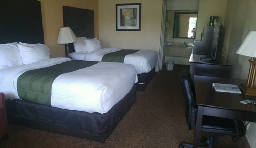 Habitación estándar doble, 2 camas dobles, no fumadores