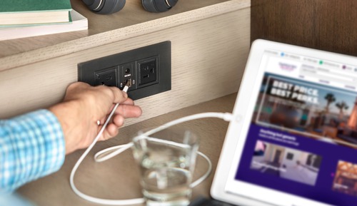 Habitación, 1 cama de matrimonio grande (Roll-In Shower, Bonita Vista)