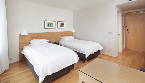 Habitación con 2 camas individuales