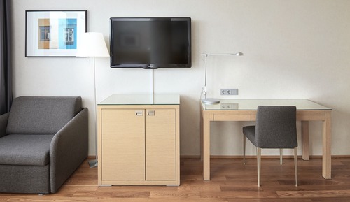 Family Executive Room with Mountain View