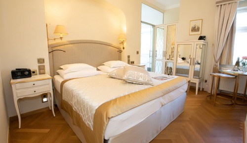 Habitación Deluxe doble, 1 cama de matrimonio grande, vistas a la ciudad, planta ejecutiva