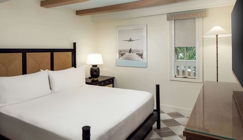 Suite, 1 cama de matrimonio grande, vistas parciales al mar