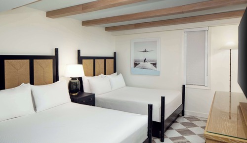 Loft, vistas al mar (2 Queen/1 King)