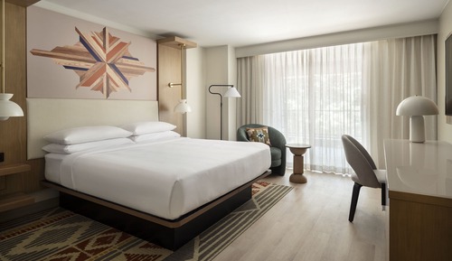 Habitación, 1 cama de matrimonio grande (Mobility/Hearing Access, Roll-In Shwr)