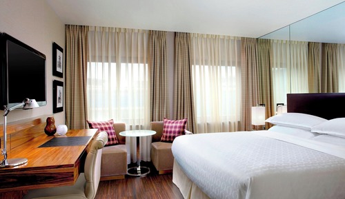 Habitación Club, 1 cama de matrimonio grande