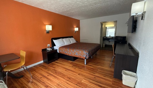 Habitación, 1 cama de matrimonio grande, bañera accesible, fumadores