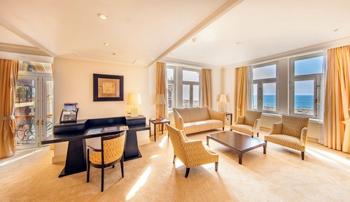 Suite presidencial, vistas al mar