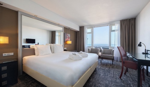 Habitación superior, vistas al mar