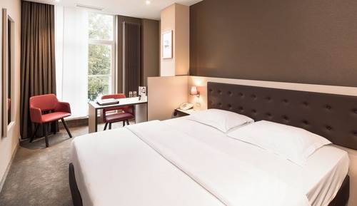 Habitación Confort con 1 cama doble o 2 individuales, 1 habitación, vistas a la ciudad