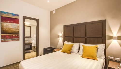 Habitación con 1 cama doble o 2 individuales, en edificio anexo