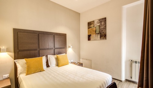 Habitación doble de uso individual, en edificio anexo