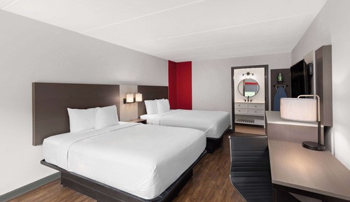 Habitación, 1 cama de matrimonio grande, no fumadores (Mobility/Hearing, Tub w/ Grab Bars)