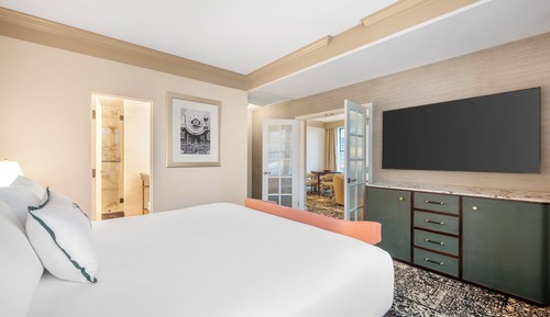 Suite (Severin 1 King Bed)