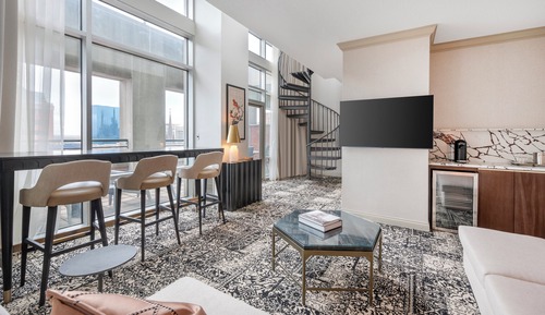 Loft, 1 cama de matrimonio grande con sofá cama