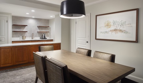 Suite Premium, vistas al río (Parlor Suite)