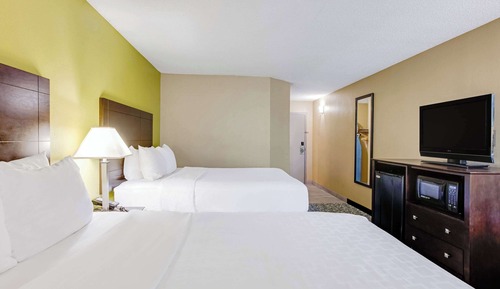 Habitación estándar, 2 camas de matrimonio, no fumadores