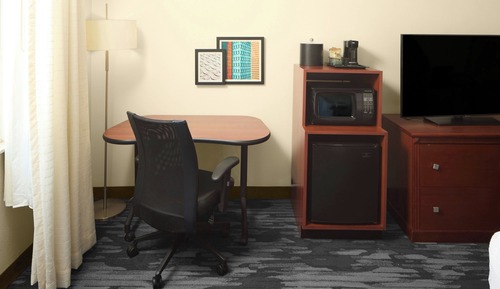 Habitación, 1 cama de matrimonio grande (Mobility Accessible, Tub)